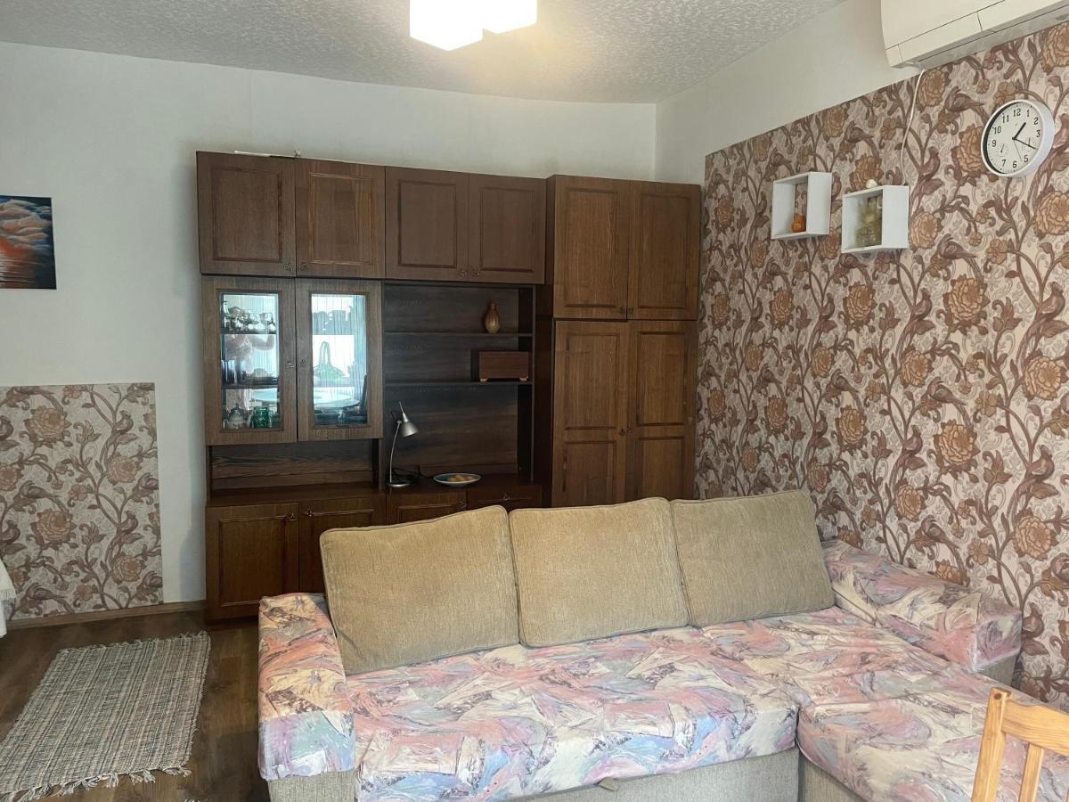 Frendlen Metsa Apartment Pärnu Buitenkant foto